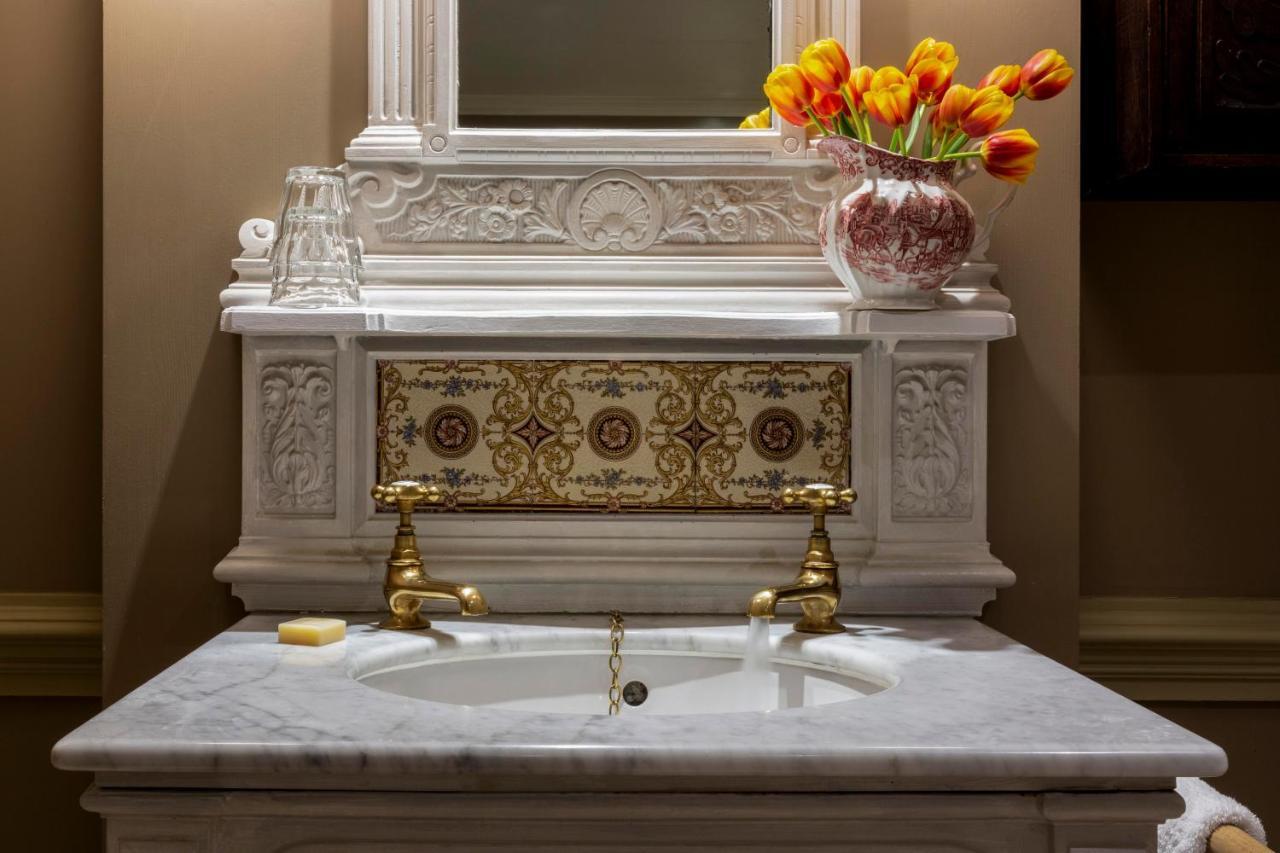 Hotel Batty Langley'S London Exterior foto A marble sink