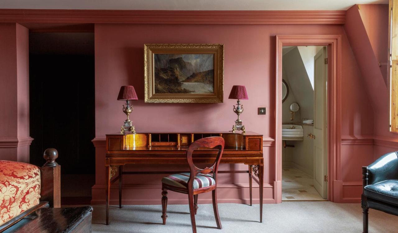 Hotel Batty Langley'S London Exterior foto A room painted in Farrow & Ball's Red Carmine