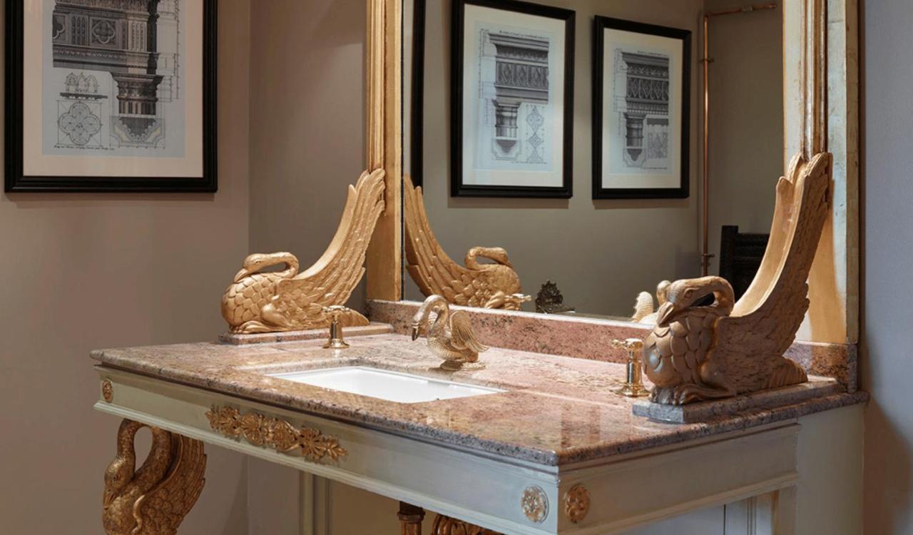 Hotel Batty Langley'S London Exterior foto A gold leafed mirror