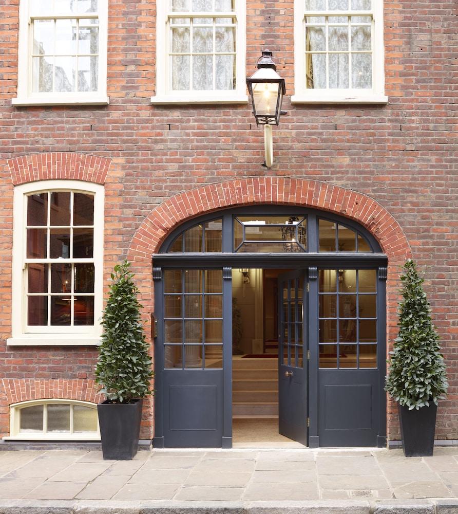 Hotel Batty Langley'S London Exterior foto Entrance to the hotel